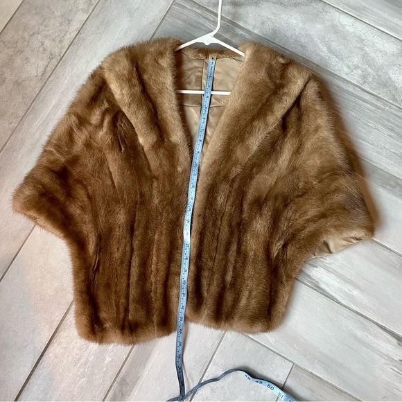 Mink fur wrap, stole, cape-let - EUC vintage - Picture 8 of 15